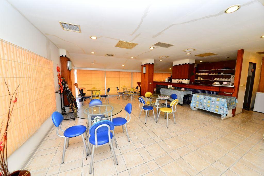 Paiwei Motel Tainan Extérieur photo
